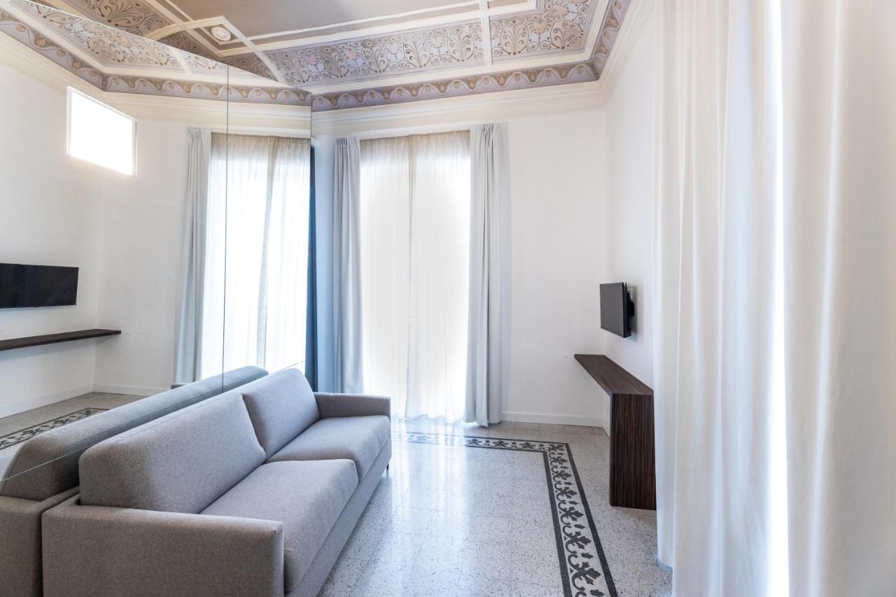 Riflessi Acireale Palace Suites Dış mekan fotoğraf